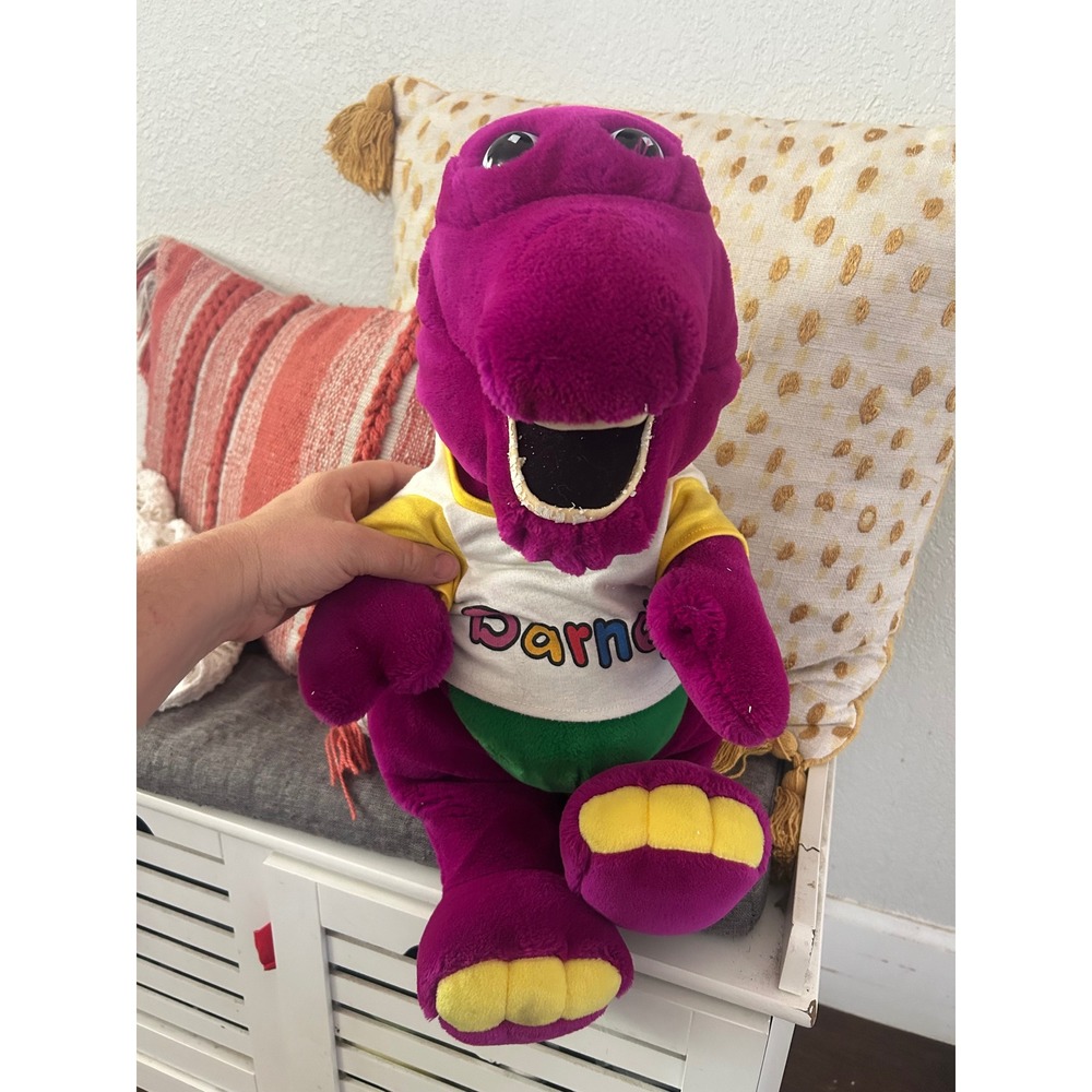 Vintage 1992 Barney the Dinosaur Plush Dakin Purple Toy with Shirt 14 Inch